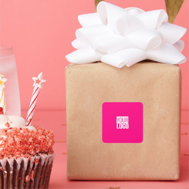 Hot Pink - Hinzufügen eines fett gedruckten Logos Quadratischer Aufkleber (Party)