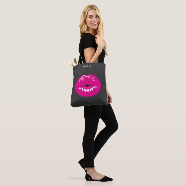 Hot Pink Lips Glamour Illustration Tasche (Am Model)