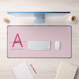 Hot Pink Modern Script Girl Monogram Name Schreibtischunterlage