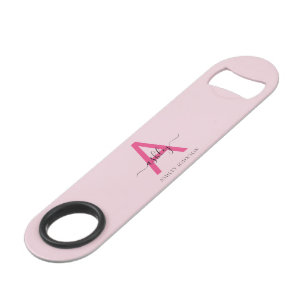 Hot Pink Modern Script Girl Monogram Name Speed Flaschenöffner