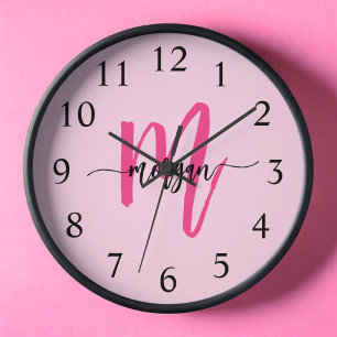 Hot Pink Modern Script Girl Monogram Name Uhr