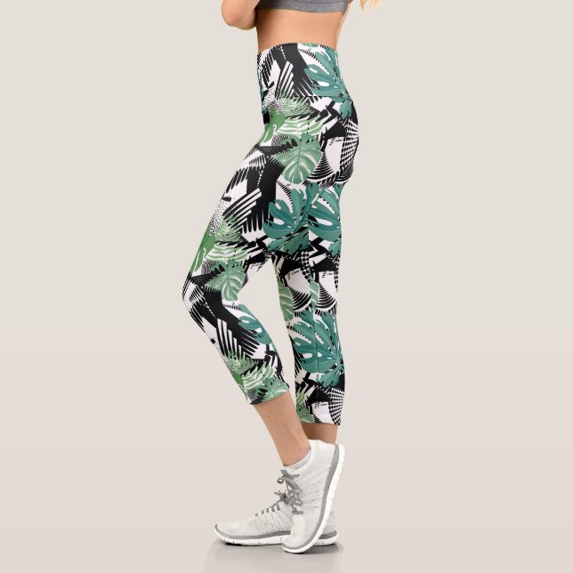 Hot Tropics Capri Leggings (Links)