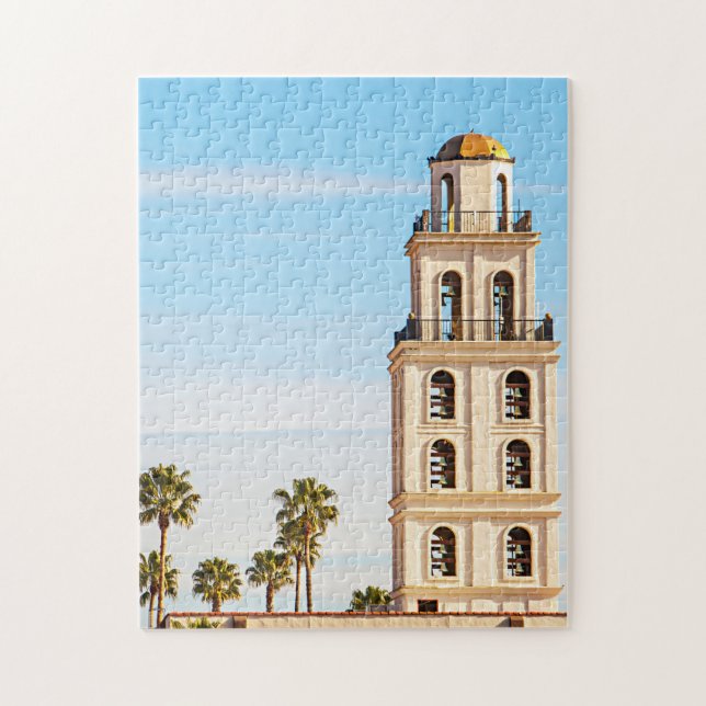 Hotel De Oro Puzzle (Vertical)