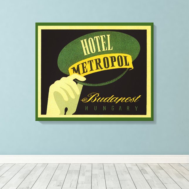 Hotel Metropol Budapest Ungarn Bellhop Hat Leinwanddruck (Insitu (Holzboden))