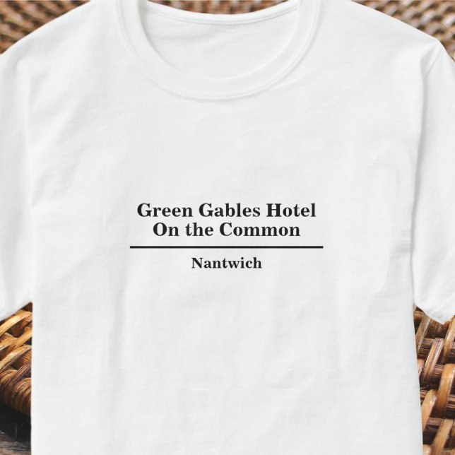 Hotel oder Restaurant Name T - Shirt (Von Creator hochgeladen)