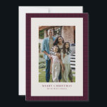 Houndstooth plum Christmas holiday foto card Feiertagskarte<br><div class="desc">Ein subtiles und klassisches Hahnentrittmuster umrahmt ein senkrechte Single auf dieser eleganten Urlaubskarte. Der einfache Typ erlaubt Raum für einen individuellen Gruß ("Frohe Weihnachten" kann in "Happy Holidays" oder alles was Sie möchten geändert werden), Familienname und Jahr. Der Hintergrund ist eine festliche Pflaumenschattierung, kann aber durch Klicken auf "Anpassen" geändert...</div>