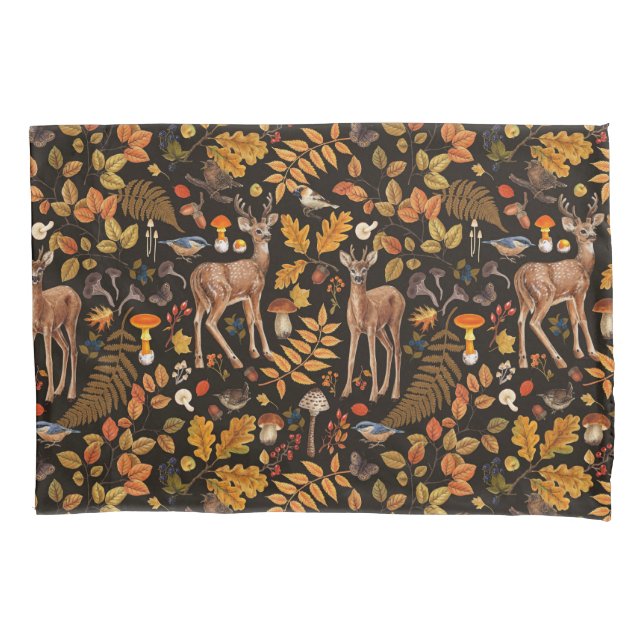 Housse D'oreillers Dans les bois / Cerf d'automne sur noir (devant-gauche)