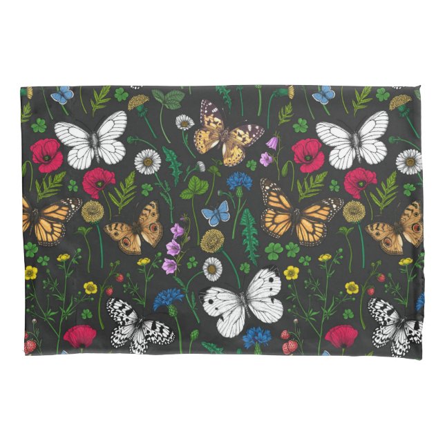 Housse D'oreillers Fleurs sauvages et papillons sur le noir (devant-gauche)