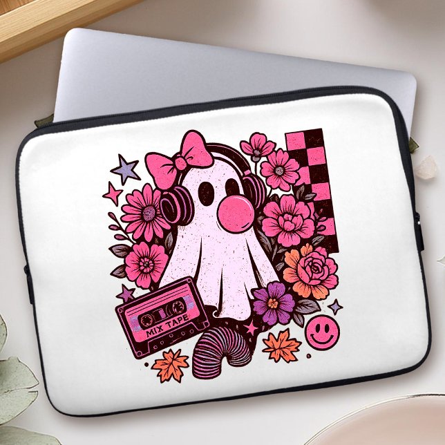 Housse Pour Ordinateur Portable 90s Bubblegum esthétique Rétro Fille Fantôme Hallo (This ghost girl design mixes 90s aesthetic nostalgia with playful Halloween charm.)