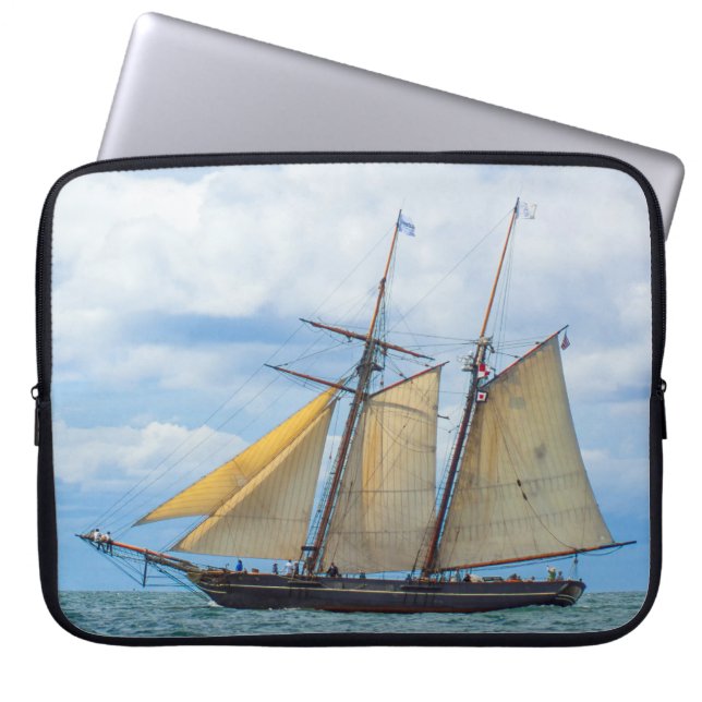 Housse Pour Ordinateur Portable Amistad sous voile (Devant)