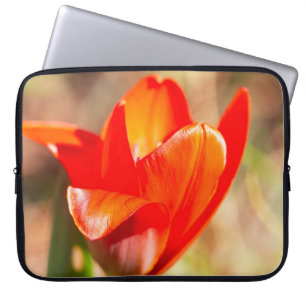 Housse Pour Ordinateur Portable Blossom de la tulipe rouge