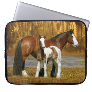 Housse Pour Ordinateur Portable Chevaux d'imaginaire : Jument et poulain
