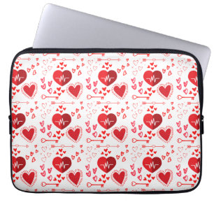 Housse Pour Ordinateur Portable Coeurs d'amour rouge et flèche 