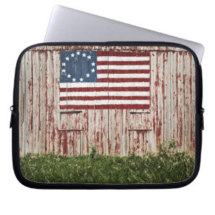 Housse Pour Ordinateur Portable Drapeau américain peint sur la grange
