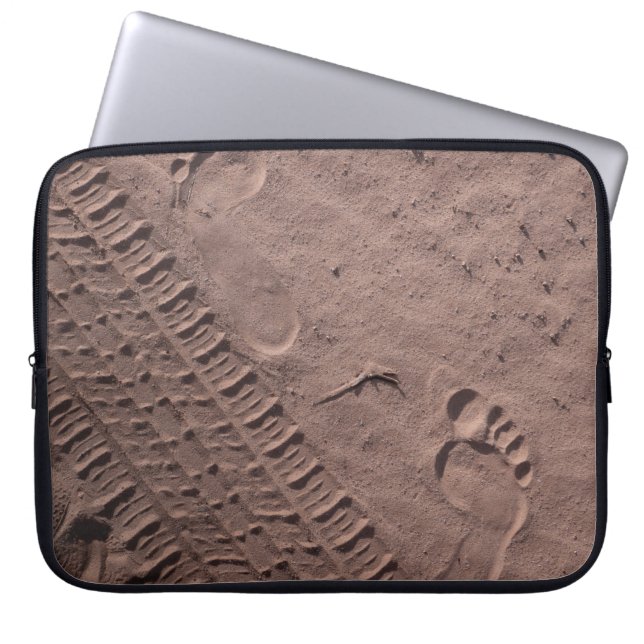 Housse Pour Ordinateur Portable Empreintes pieds dans le sable (Devant)