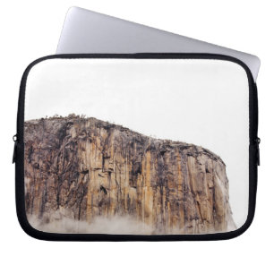 Housse Pour Ordinateur Portable Falaise pure se levant au-dessus des nuages