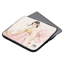 Femme élégante en Hanbok d'or avec fleurs de ceris