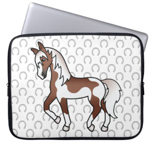 Housse Pour Ordinateur Portable Illustration de dessin animé de cheval trottant Pi