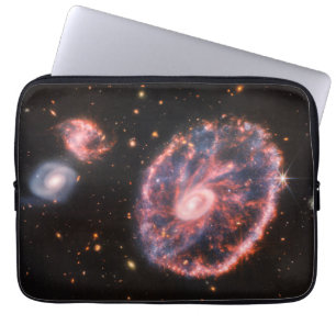 Housse Pour Ordinateur Portable La Galaxie Cartwheel Et Ses Galaxies Compagnons.