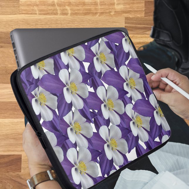Housse Pour Ordinateur Portable Motif de fleurs Columbine (Columbine Flower Pattern Laptop Sleeve)