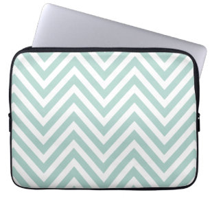 HOUSSE POUR ORDINATEUR PORTABLE MOTIF VERT ET BLANC EN BON ÉTAT DE CHEVRON