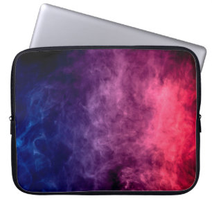 Housse Pour Ordinateur Portable Nuages colorés de fumée violette et bleue sur le d