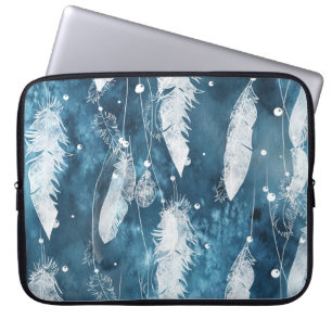 Housse Pour Ordinateur Portable Plumes blanches tombantes, aquarelle bleue.