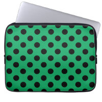 Pois noirs sur vert frais