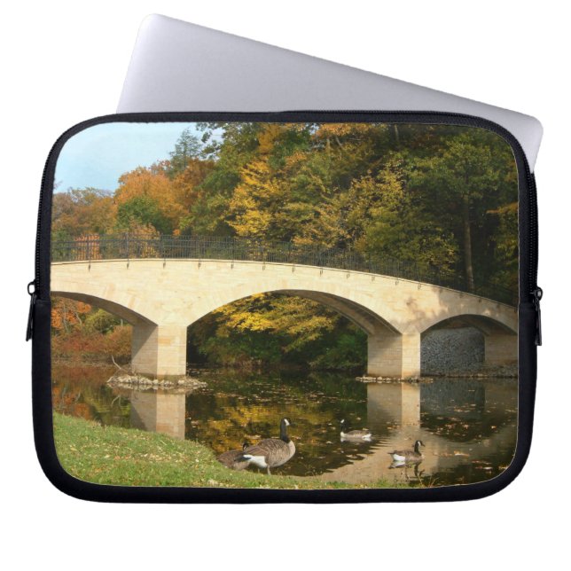 Housse Pour Ordinateur Portable Pont Rainbow à l'automne au Grove City College (Devant)