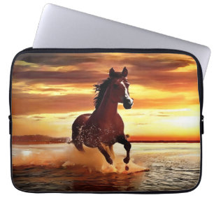 Housse Pour Ordinateur Portable Randonnée À Cheval Sauvage À Travers Le Surf