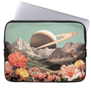 Housse Pour Ordinateur Portable Saturne surréaliste sur la vallée de la Montagne