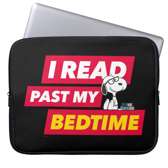 Housse Pour Ordinateur Portable Snoopy "I Read Past My Bedtime" (Devant)