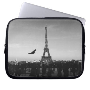 Housse Pour Ordinateur Portable Tour Eiffel romantique de Paris noir et blanc