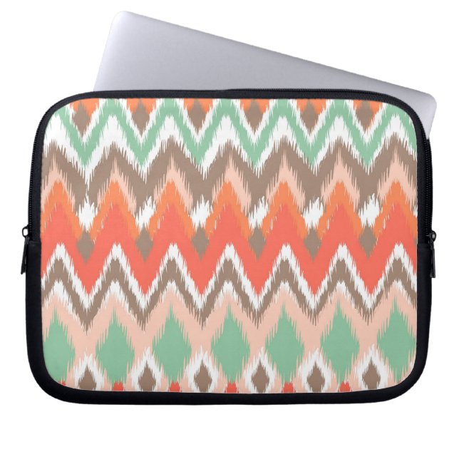 Housse Pour Ordinateur Portable Tribal aztèque chevron zig zag ikat chic motif (Devant)