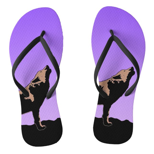 Howling Wolf at Sunset - Original Wildlife Art Flip Flops (Fußbett)