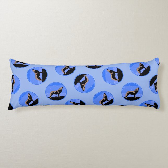 Howling Wolf im Winter - Original Wildlife Art Seitenschläferkissen (Vorderseite)