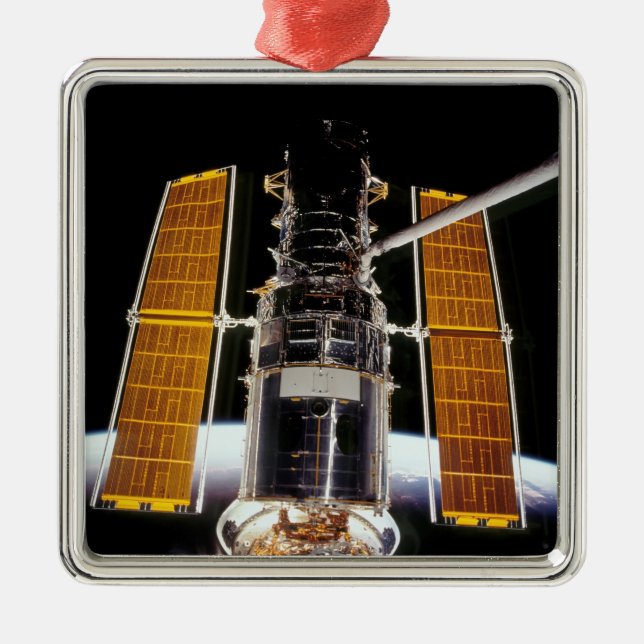 Hubble-Teleskop Ornament Aus Metall (Vorne)