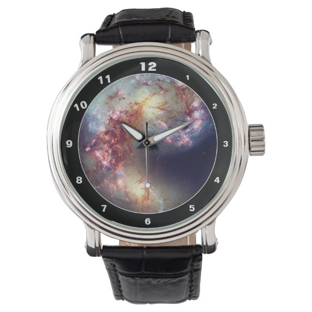 Hubble- und Antennengalaxien 2 - Außenraum (Beobac Armbanduhr (Vorderseite)