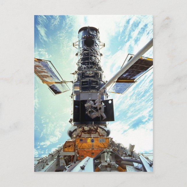 Hubble-Weltraumteleskop und Astronauten Postkarte (Vorderseite)