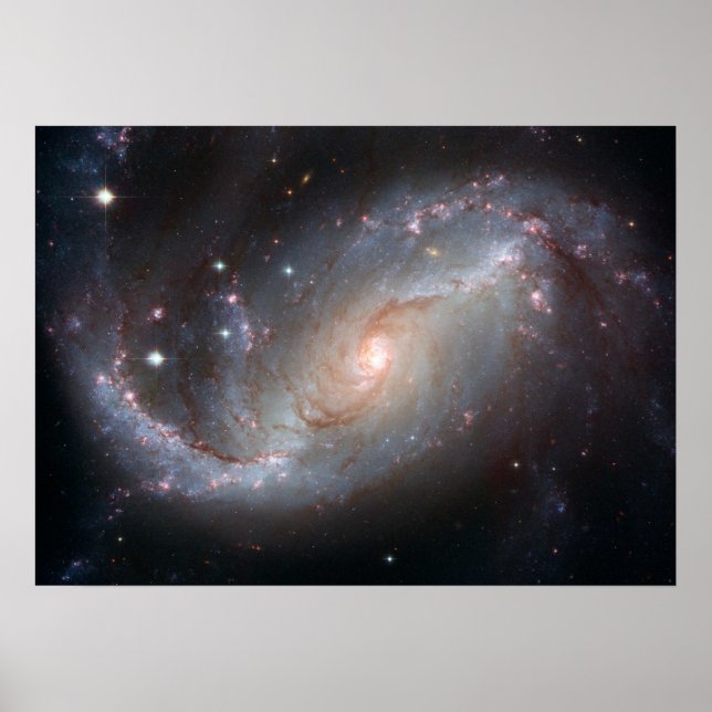 Hubbles Sicht auf die Barred Spiral Galaxy NGC 167 Poster (Vorne)