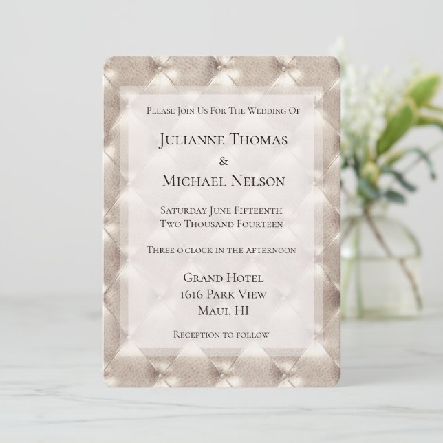 Hübsch Champagne Glam Romantische Hochzeit Einladung (Stehend Vorderseite)