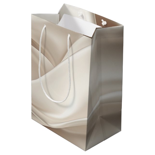 Hübsch Champagne Gold Romantische Imitats Satin We Mittlere Geschenktüte (Rückseite Schrägansicht)