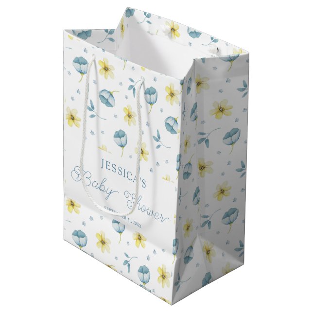 Hübsch-gelbe Blütendusche Mittlere Geschenktüte (Vorderseite Schrägansicht)
