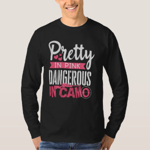 Hübsch rosa gefährlich bei der Jagd auf Camouflage T-Shirt