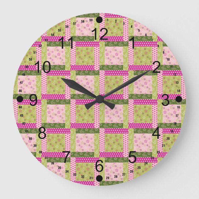 Hübsch rosa, grüne Patchwork-Quadrate Quilmuster Große Wanduhr (Vorderseite)