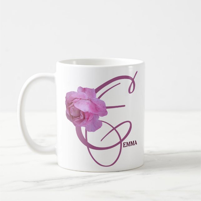 Hübsch rosa Rosenblütenspass  Emma-Name Kaffeetasse (Links)