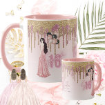 Hübsch Sweet16 ROSEGOLD DRIPPING GLITZER BRÜNETT Tasse<br><div class="desc">Hübscher Glamour Mädchen ist die Essenz dieses Imitats rosa und Rose Gold Glitzer SWEET 16 16 Mädchen Geburtstag feiern Geschenk. Textvorlagenfeld zum Hinzufügen von Namen und Geburtsdatum. Design-Features tropfende Glitzer, Folie Ballons und ein hübsches Mädchen in einem glamourösen rosegold Glitzer Kleid. Die Haarfarben sind blond, rot, braun und schwarz. Sehen...</div>