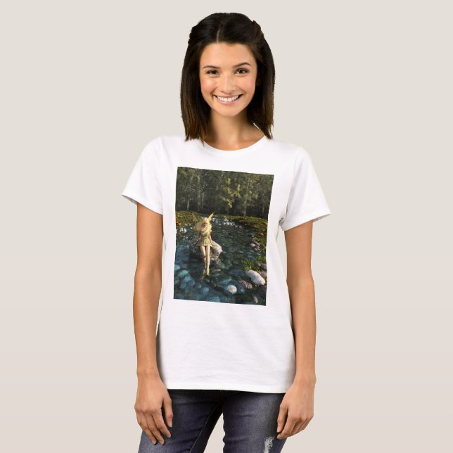 Hübsche Blonde Fairy Paddeln im Wald T-Shirt (Vorne ganz)