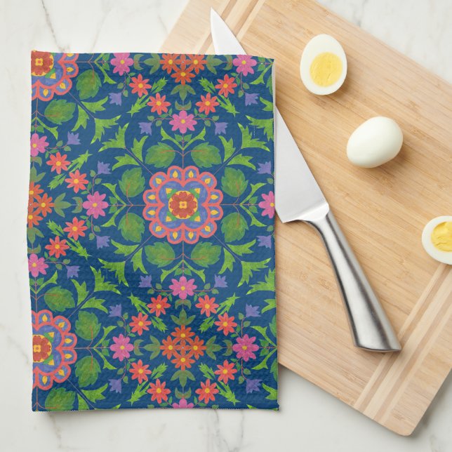 Hübsche Floral Rangoli, Tiefblaues Küchentuch (Viertel Falte)