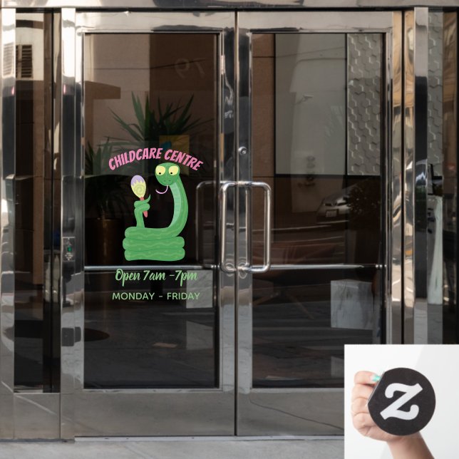 Hübsche grüne Schlange mit Maraca-Cartoon Fensteraufkleber (Büro Tür)